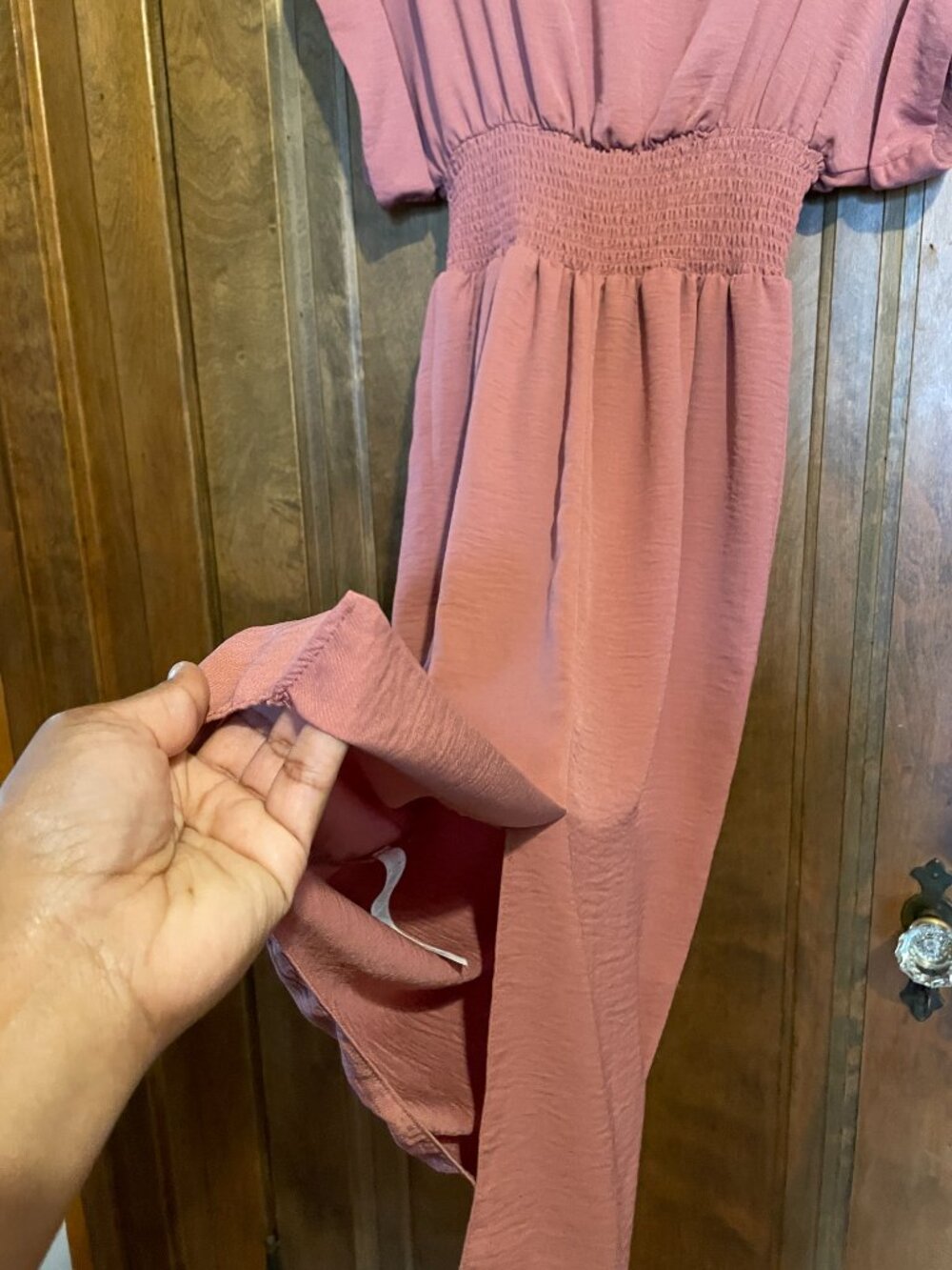 Beautiful ASOS Dress - Chic Neckline and Tapering Waist in Mauve / Dusty Rose - Picture 9 of 16